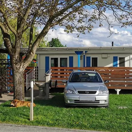 - Celje Lägenhet Braslovce