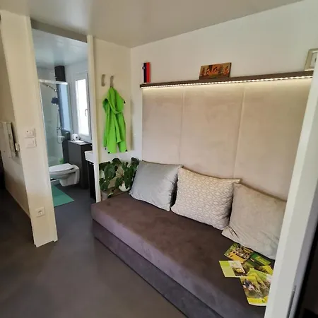 - Celje Apartment Braslovce